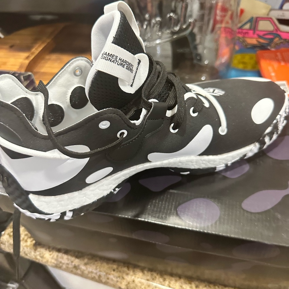 Harden vol6 brand new